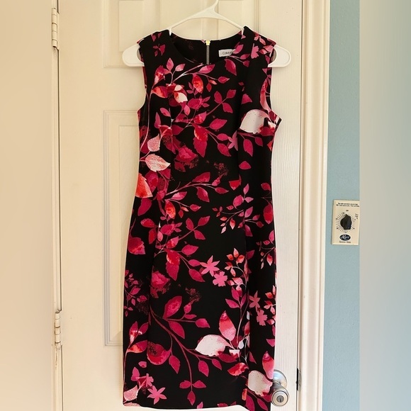 Calvin Klein Dresses & Skirts - Calvin Klein Red Black Floral Crepe Sheath Dress size 6P.